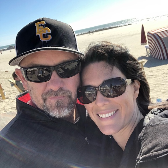 Meet your Posher, Jerika - Picture 1 of 1